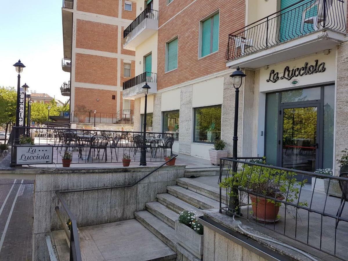 Hotel La Lucciola К'янчіано-Терме Екстер'єр фото